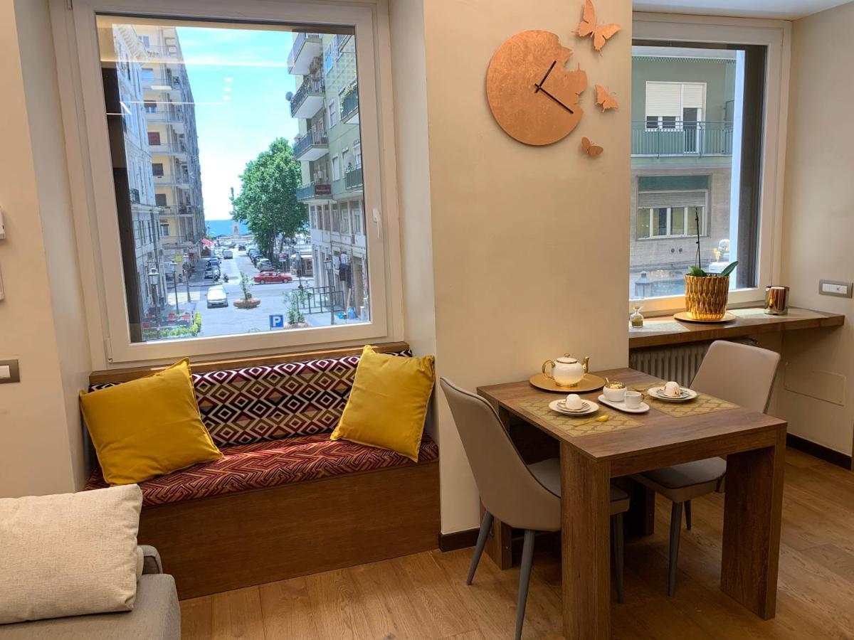 Civico Cinque Home Luxury Apartment Salerno Dış mekan fotoğraf